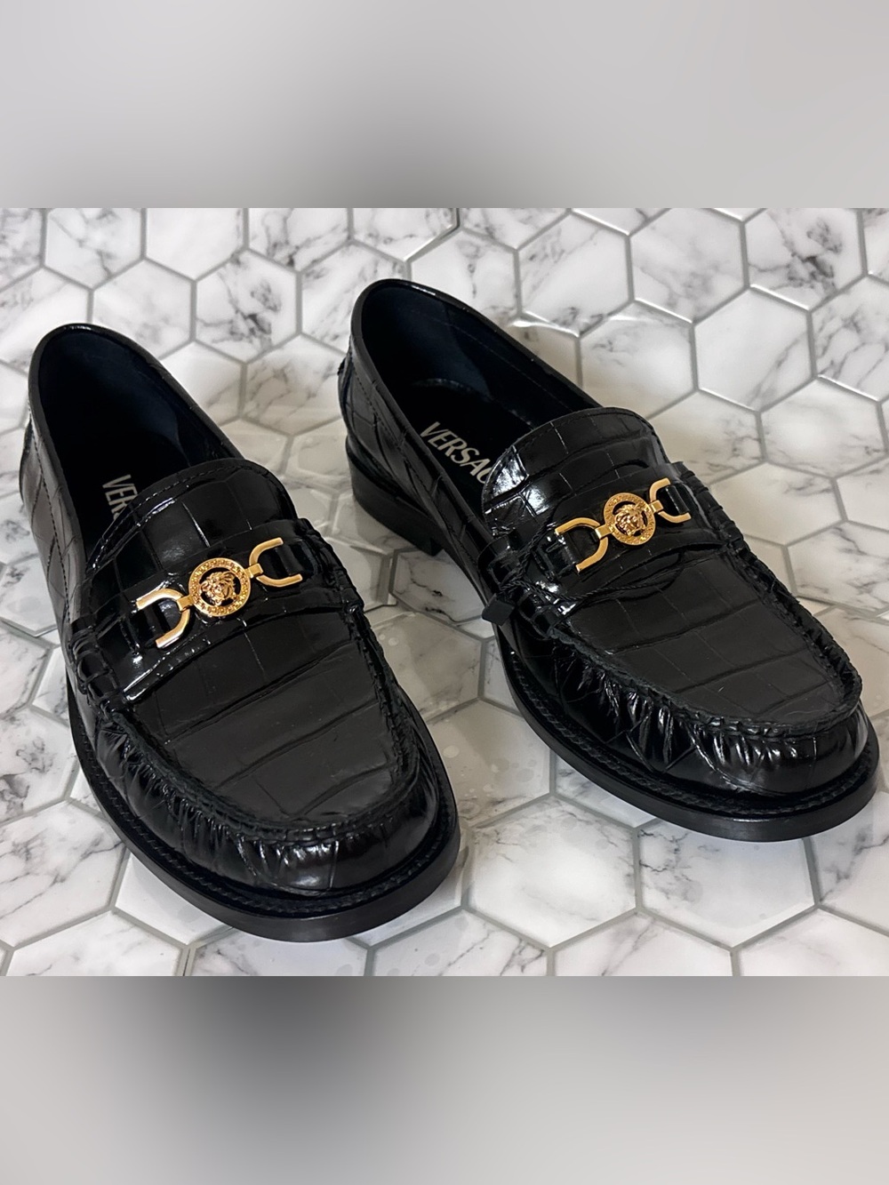 EUC VERSACE Medusa '95 Croc-Effect Loafers